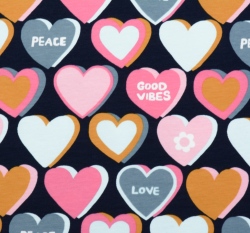 Teplákovina potisk srdíčka s nápisy na tmavě modré