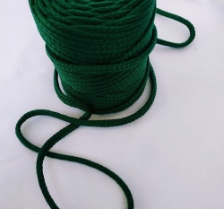 Šňůra kulatá oděvní PES 7 mm tmavě zelená