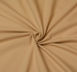 Jednobarevný úplet světlý karamel