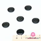 Knoflík kulatý, matný, černý s tmavě šedým prostředkem