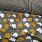 Sloní pochod hořčicovošedá kombinace