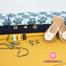 Úplet potisk tmavě modré květy na mintovém podkladu