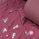 Prošev s drobnými stříbrnými motýlky na růžové