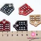 Knoflík ve tvaru domečku se srdíčkem hořčicový