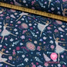 Úplet potisk tančící baletka na tmavě modré