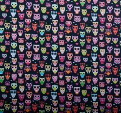 Bavlněné plátno drobné sovičky na černé