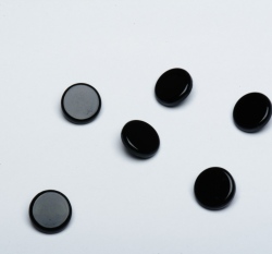 Knoflík kulatý, černý 15 mm