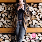 Žakárový úplet černé čáry na ocelově modré