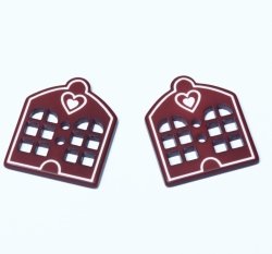 Knoflík ve tvaru domečku se srdíčkem vínový