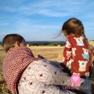 Teplákovina potisk vínový medvídek Méďa na béžové rybí kosti